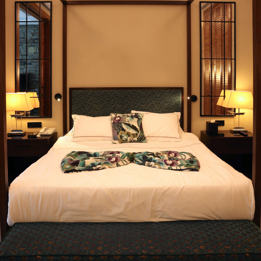 Kolkata hotel bedroom